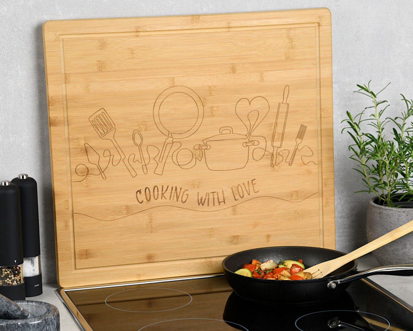 KESPER 58598-13 Schneide- und Abdeckplatte Motiv COOKING WITH LOVE aus Bambus / Herdabdeckplatte / Schneidbrett