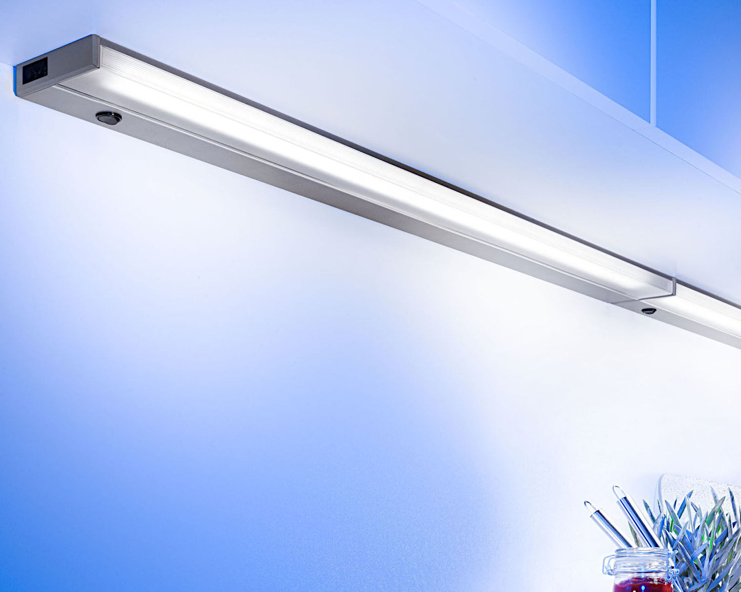 THEBO P-LED E 3100 Unterbau Einzelleuchte EDELSTAHL 3700 K - Länge 900 mm – Bild 3