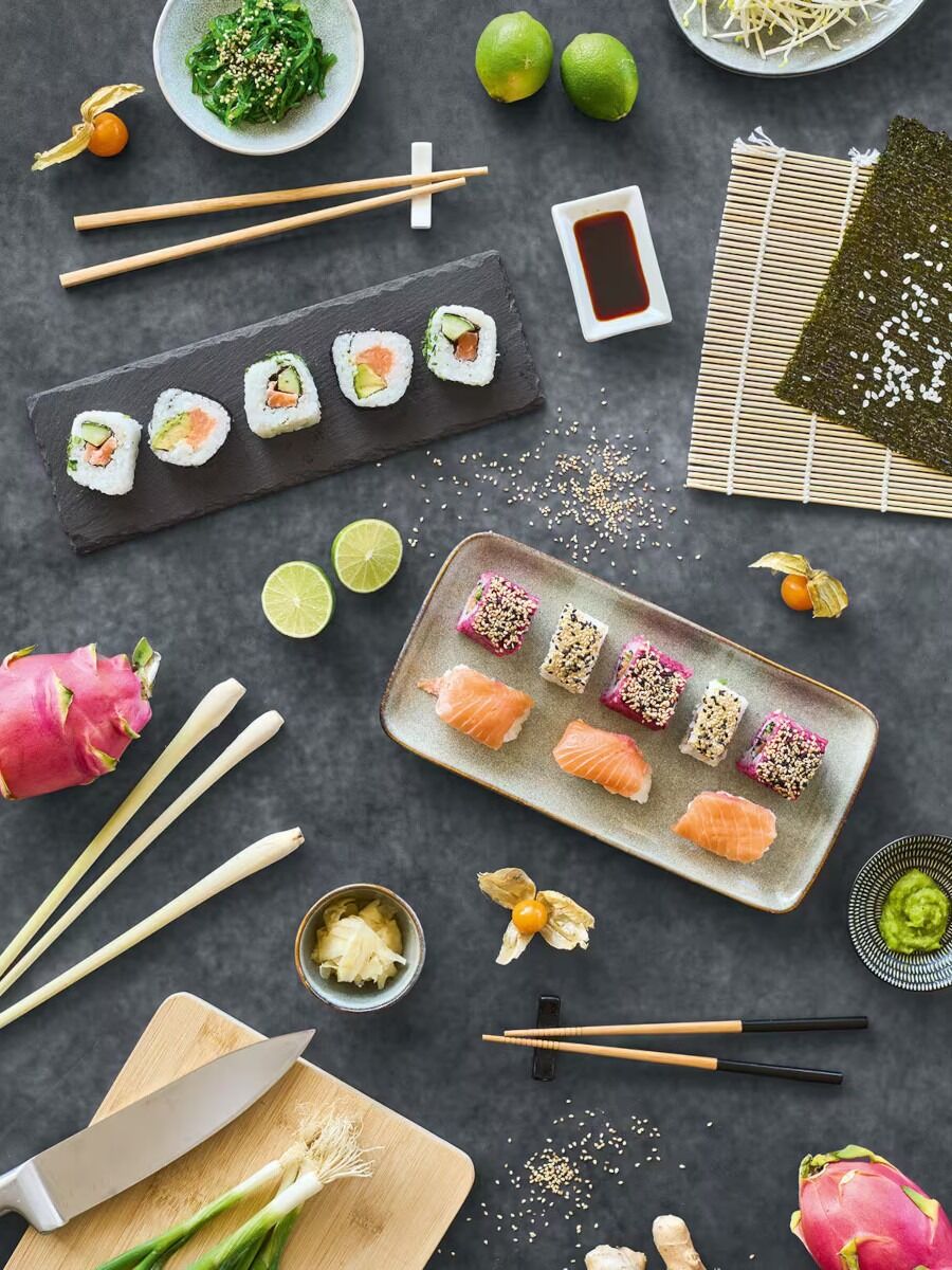 ZELLER 26514 Sushi-Set, 5-tlg., Steingut/Bambus, ca. 28 x 14 x 2,5 cm, Ø 7 x 4 cm