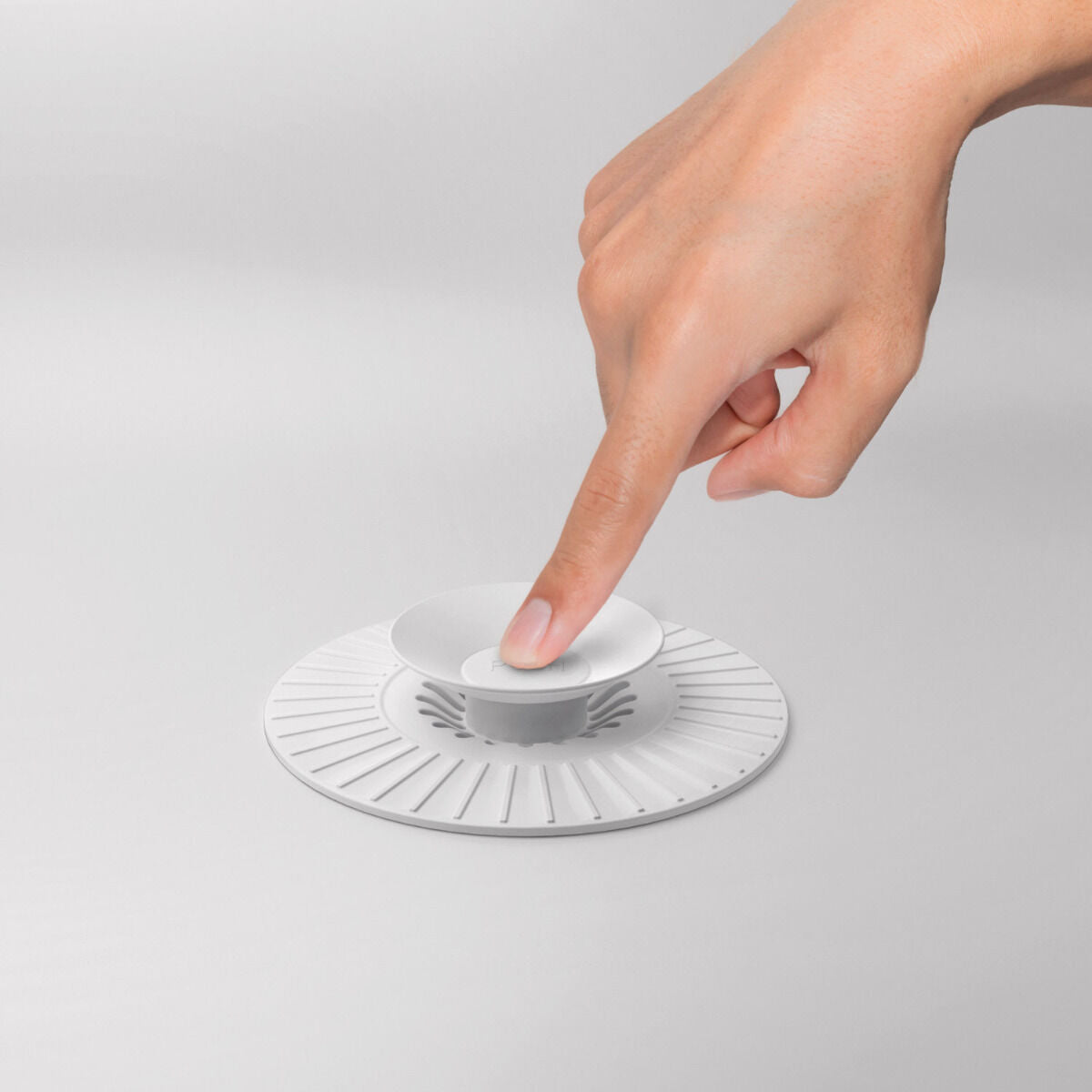 METALTEX 297558000 Universal Abfluss-Abdeckung Ø 11,3 x 1,5 cm aus Silikon / Spülen-Stopfen / Spülenzubehör