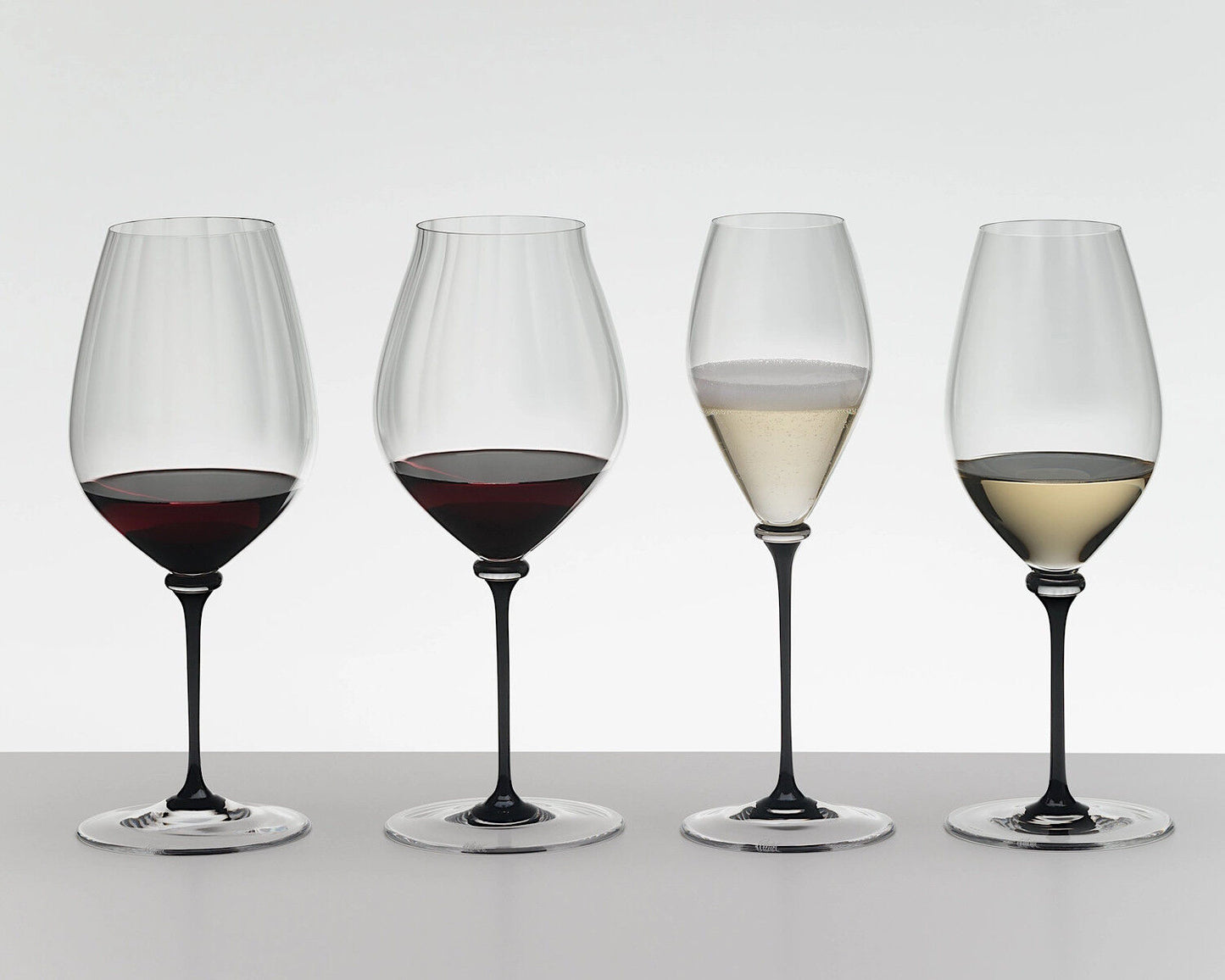 RIEDEL 4884/0D FATTO A MANO Performance Cabernet/Sauvignon - Schwarzer Stiel – Bild 5
