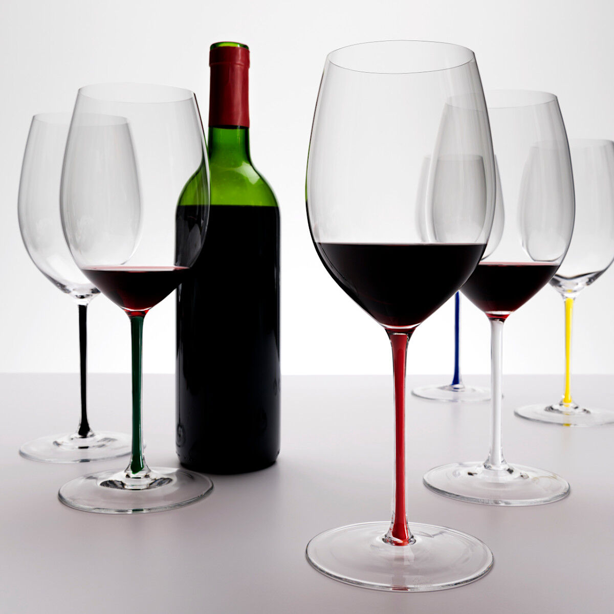 RIEDEL 4900/07DR FATTO A MANO Syrah Weinglas - Stiel DRACHENROT – Bild 7