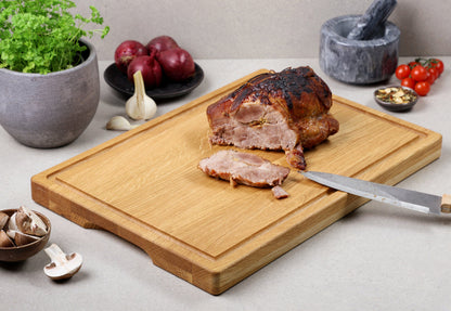 KESPER 49101 Schneidebrett 50 x 35 x 3,5 cm aus Eiche, FSC, mit Saftrille
