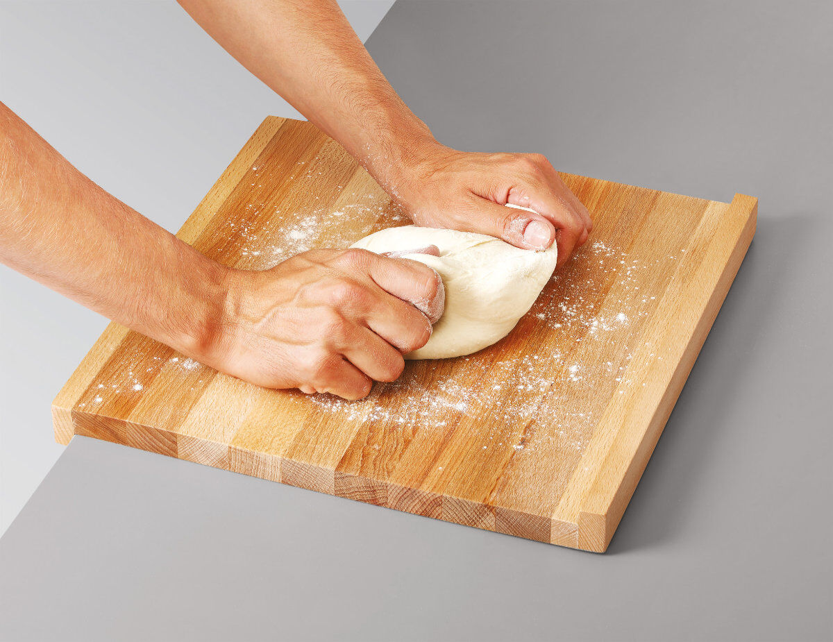 METALTEX 561035000 Backbrett/Schneidbrett 35x35x2 cm aus Buchenholz, beidseitig verwendbar