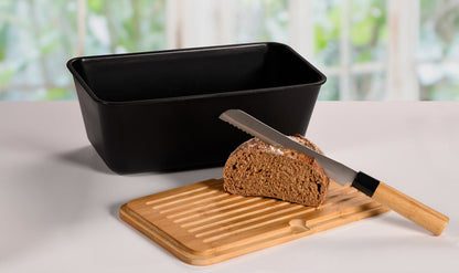 KESPER 58498 Brotbox mit Schneidebrett, schwarz matt / Brotaufbewahrung