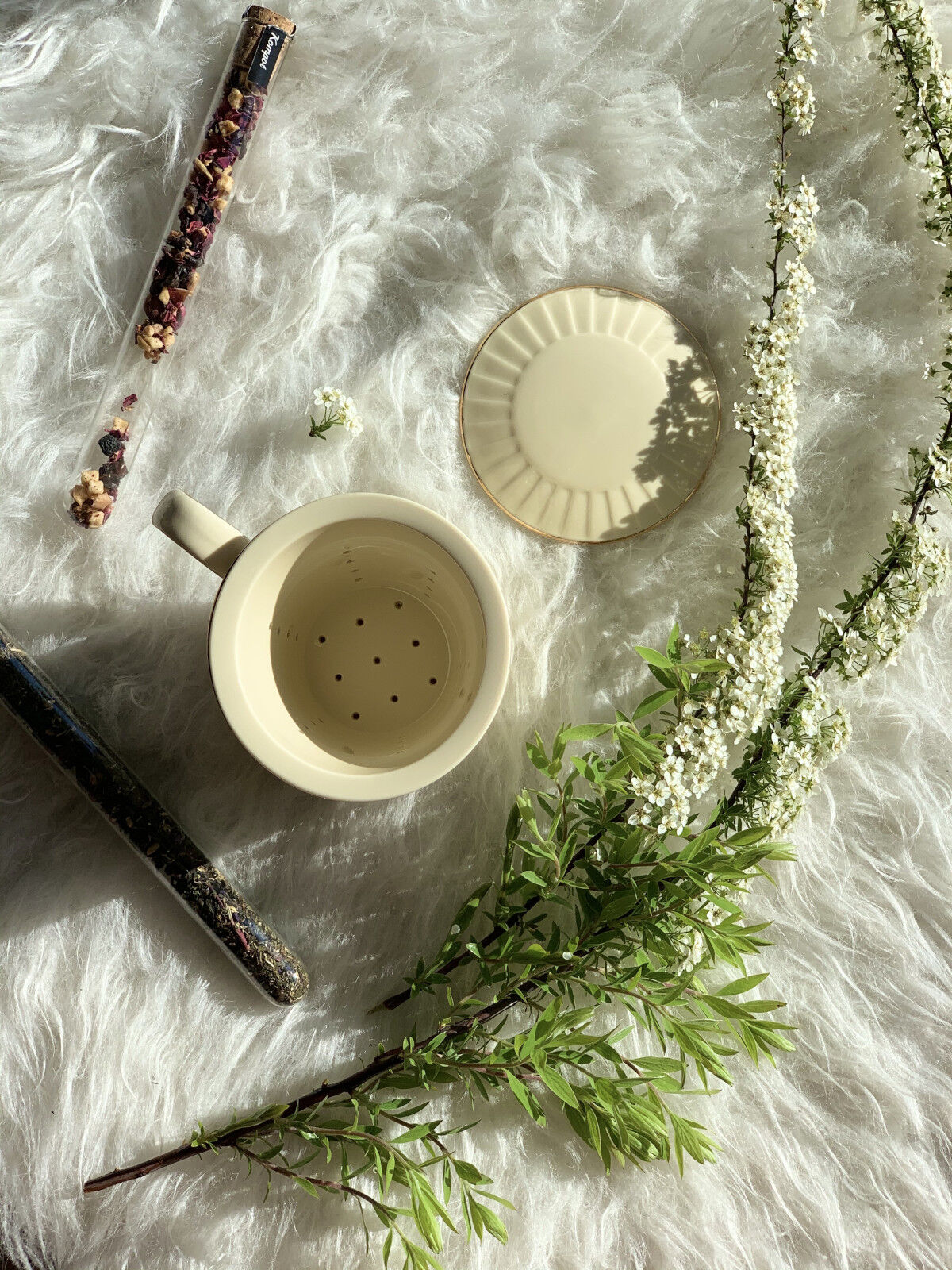 DUO ECRU Becher 400 ml NINA mit Teesieb, New Bone China Porzellan – Bild 9