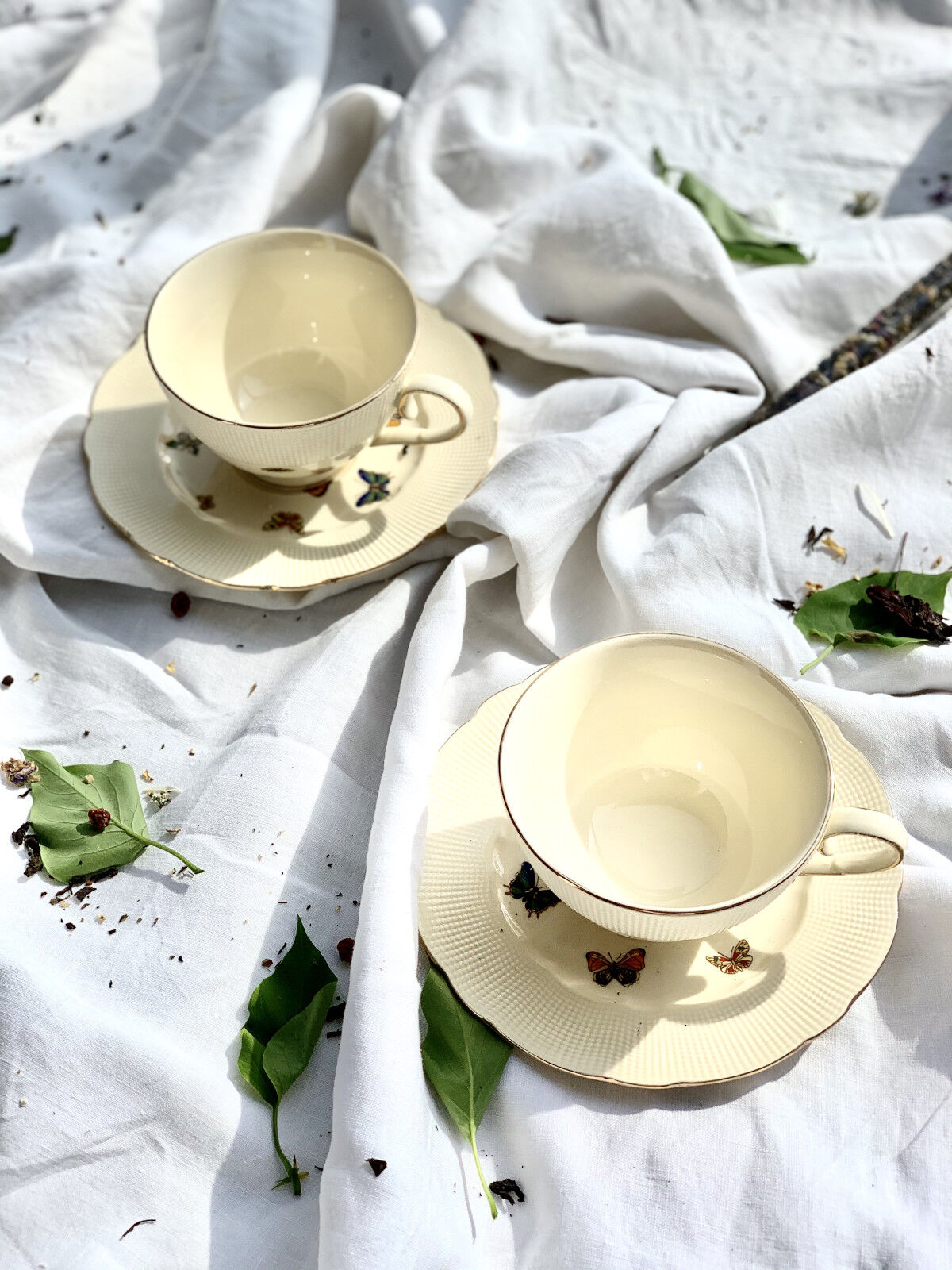 DUO ECRU 2er-Set Espressotassen 125 ml mit Untertassen, New Bone China Porzellan – Bild 6