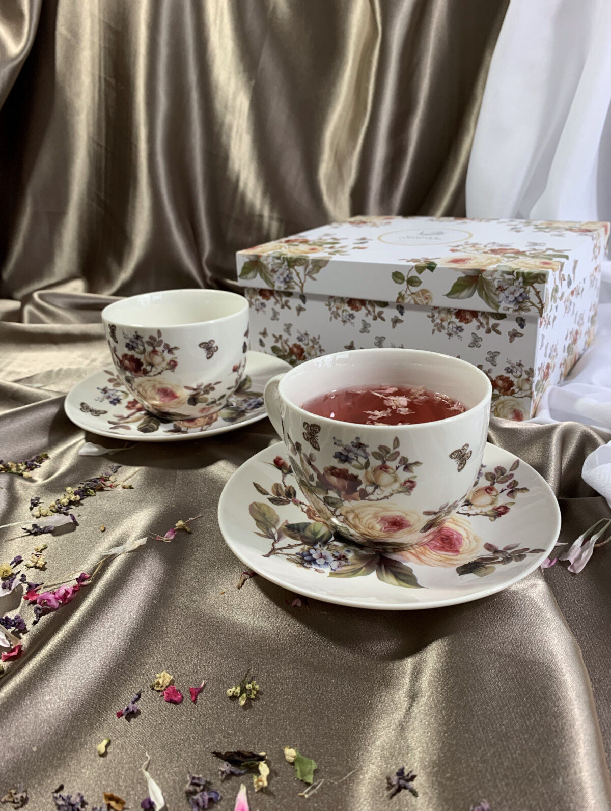 DUO FLORAL 2er-Set Tassen 280 ml ZAHRA mit Untertassen, New Bone China Porzellan – Bild 8