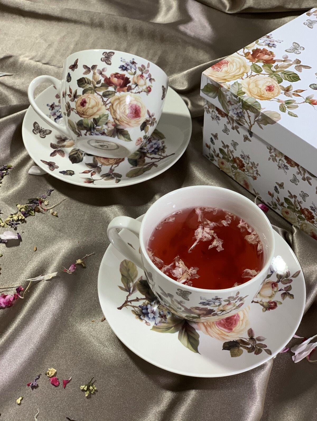 DUO FLORAL 2er-Set Tassen 280 ml ZAHRA mit Untertassen, New Bone China Porzellan – Bild 9