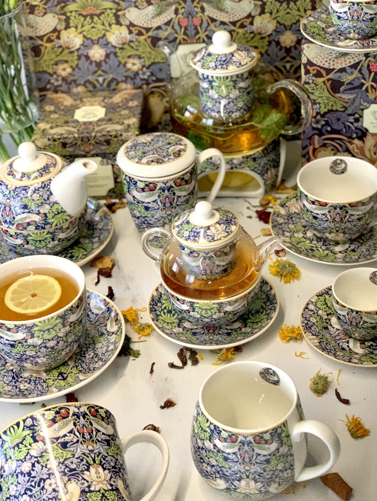 DUO ART GALLERY Fassbecher 430 ml STRAWBERRY THIEF BLUE New Bone China Porzellan – Bild 4