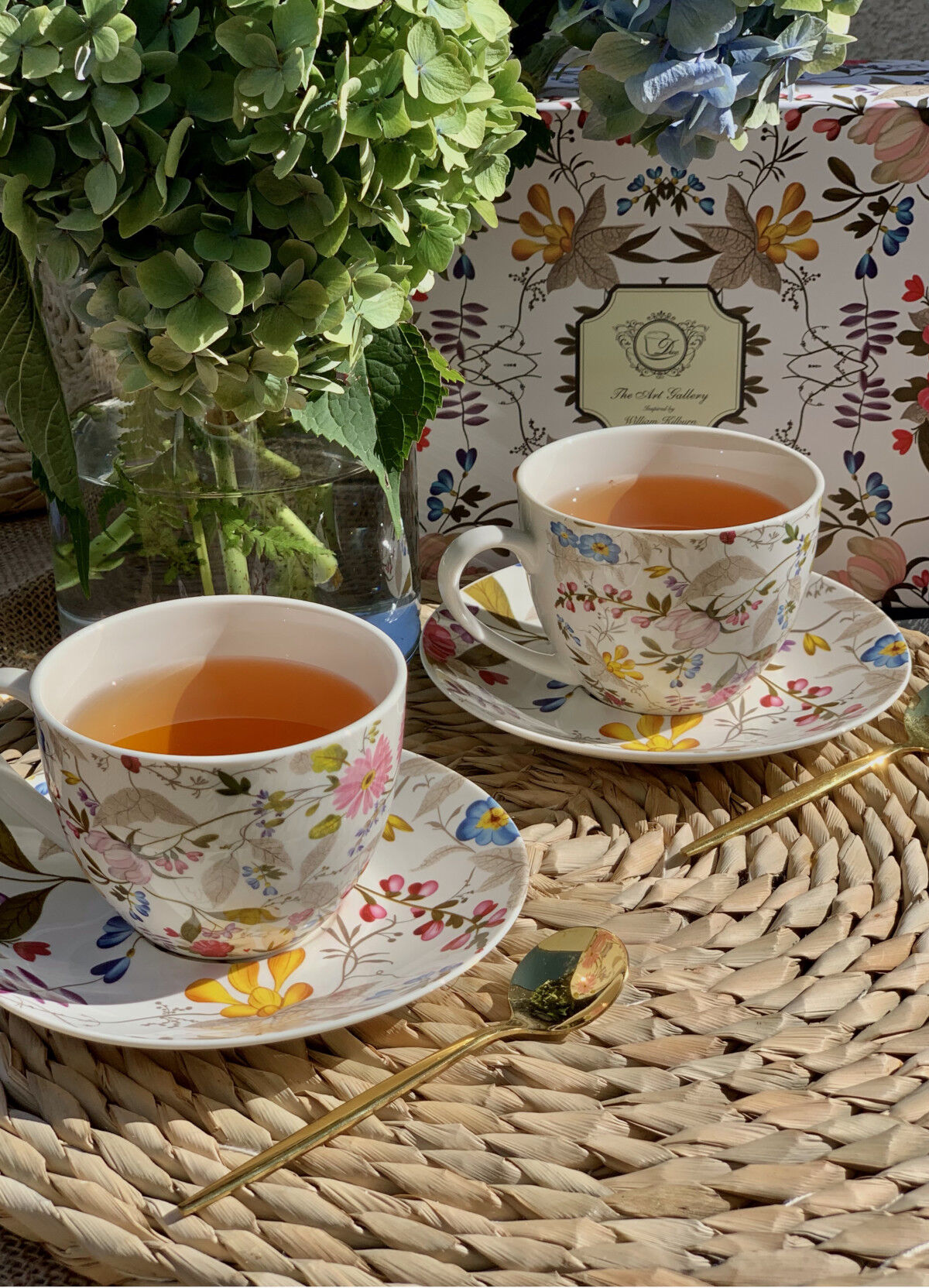 DUO ART GALLERY 2er-Set Tassen 280 ml WHITE mit Untertassen, New Bone China Porzellan – Bild 6