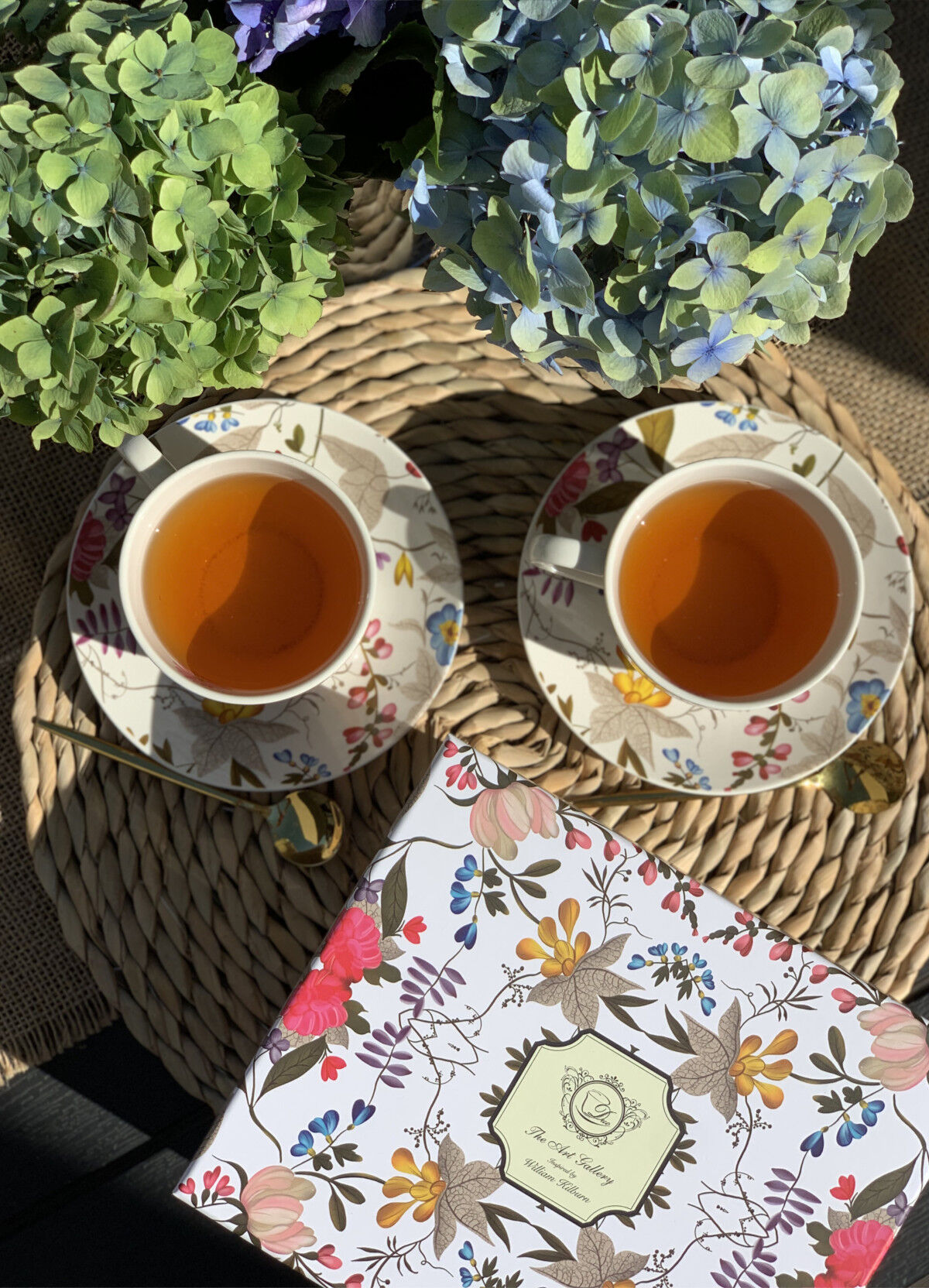 DUO ART GALLERY 2er-Set Tassen 280 ml WHITE mit Untertassen, New Bone China Porzellan – Bild 7