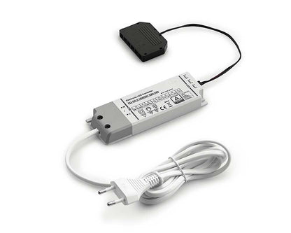 LED Konverter 15 ST mit 6-fach Verteiler und 2 Meter Netzanschlussleitung / Netzteil