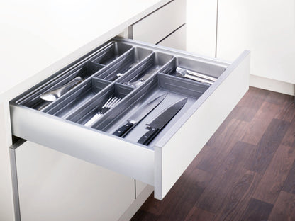 Besteckeinsatz Ordine für 60 cm Schrank, zuschneidbar (B 500-540 x T 450-490 mm), edelstahlfarbig, inkl. 2… – Bild 6