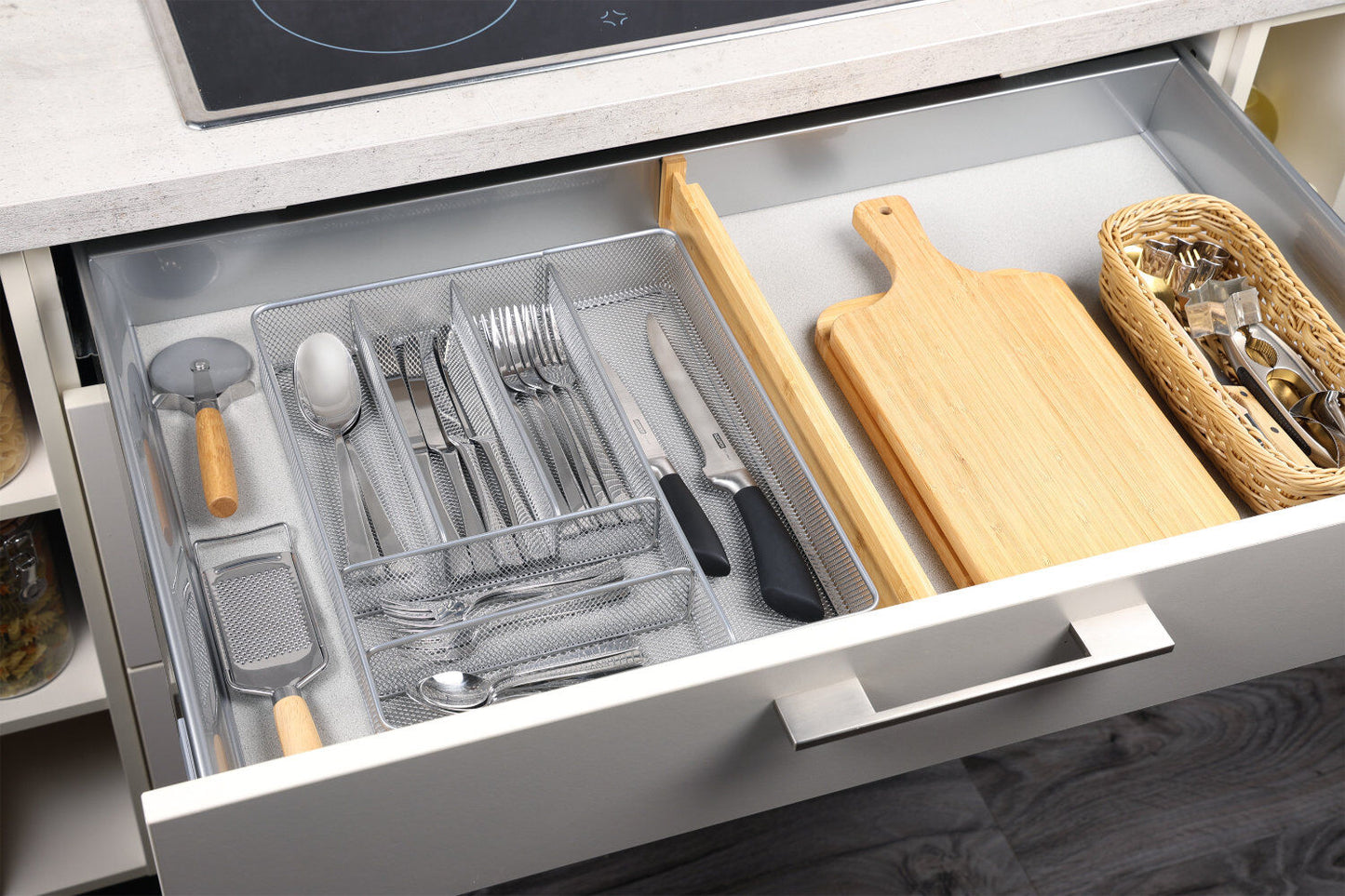 KESPER 90183 Besteckkasten, Metall, 36 x 31 x 5,5 cm mit 6-fach Einteilung, Silber / Besteckeinsatz