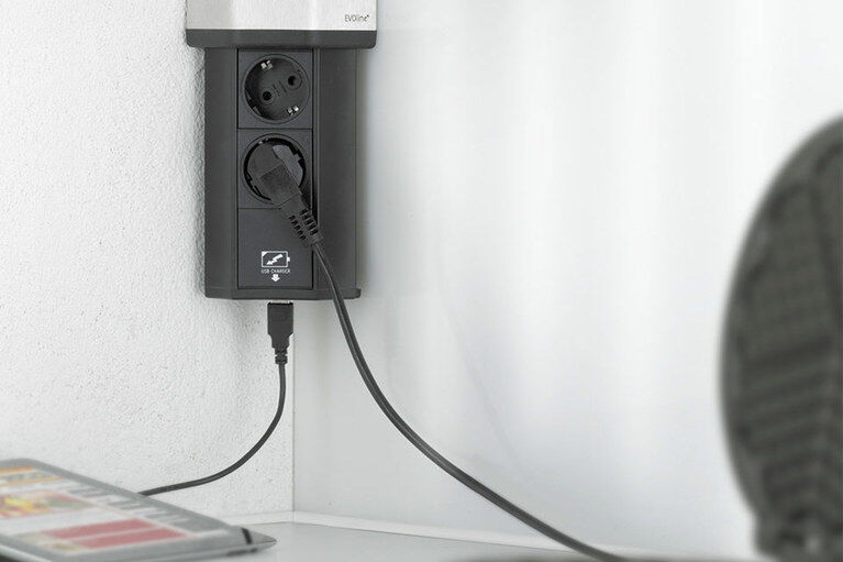 EVOLINE® V-PORT USB A 8031150 2-fach-Steckdosenelement, edelstahl