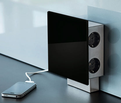 MIRA Quad Glas-USB Steckdosenelement SCHWARZ - Schuko 3-fach und 2-fach USB / Steckdosen / USB-Port – Bild 4