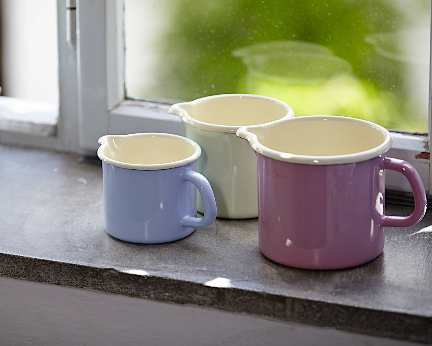 RIESS 0285-006 Schnabeltopf 12 cm mit Stiel, 1 L, Emaille, Bunt/Pastell, Rosa / Milchtopf – Bild 4