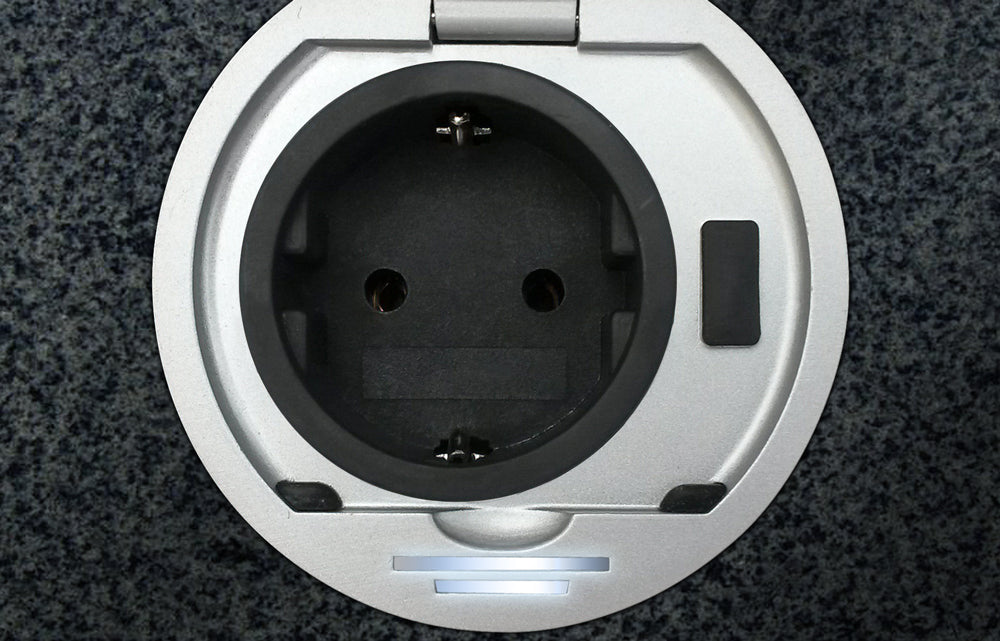 THEBO 1-fach Einbausteckdose ST 17 mit Klappdeckel
